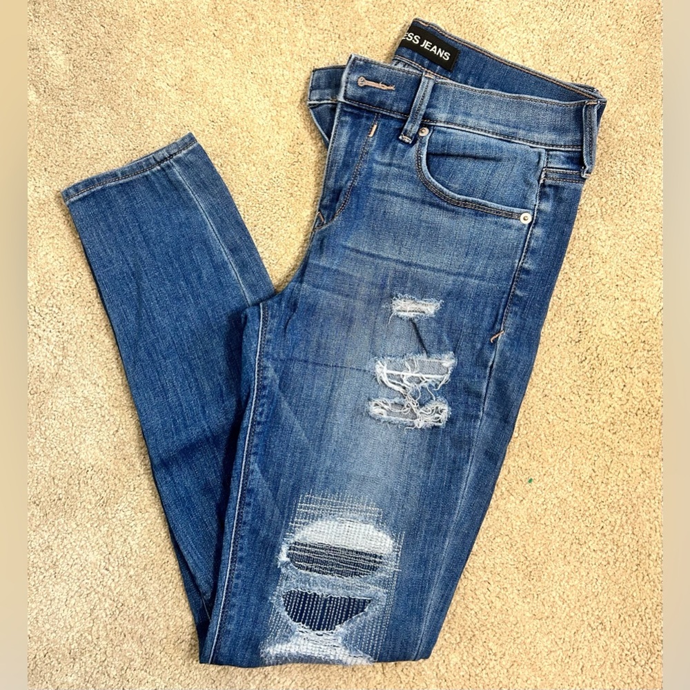 Express Legging Mid-Rise Distressed Jean 6R